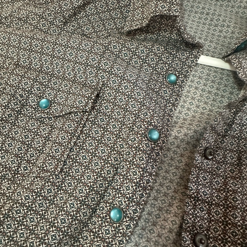 Cinch women’s Geometric Patterned Shirt with turquoise Accents